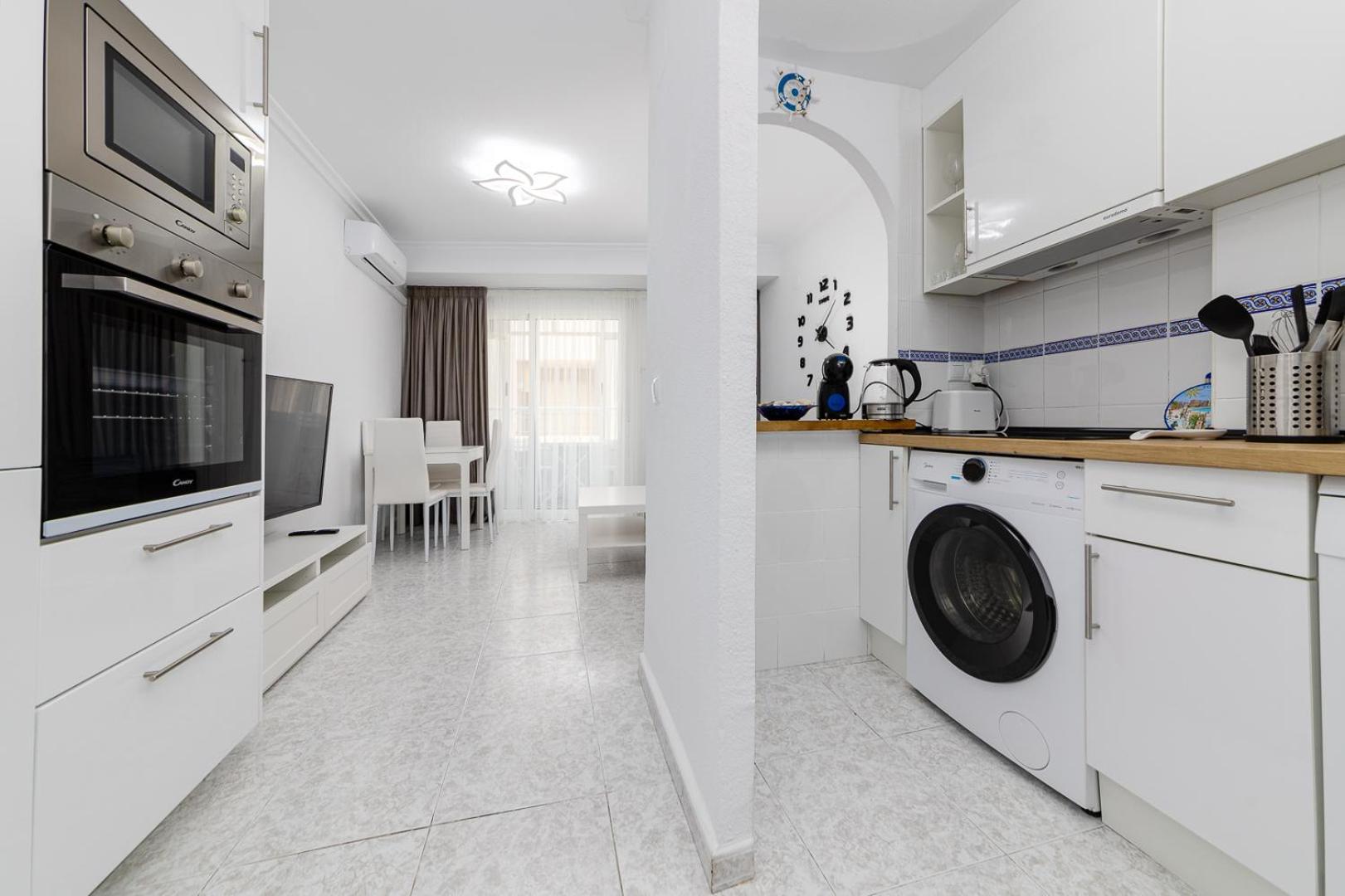 Calle Concordia 86, Two Bedroom Apartment, Up To 6 Guests, Near Del Cura Beach,Supermarket Mercadona And Central Bus Station 또레비에하 외부 사진