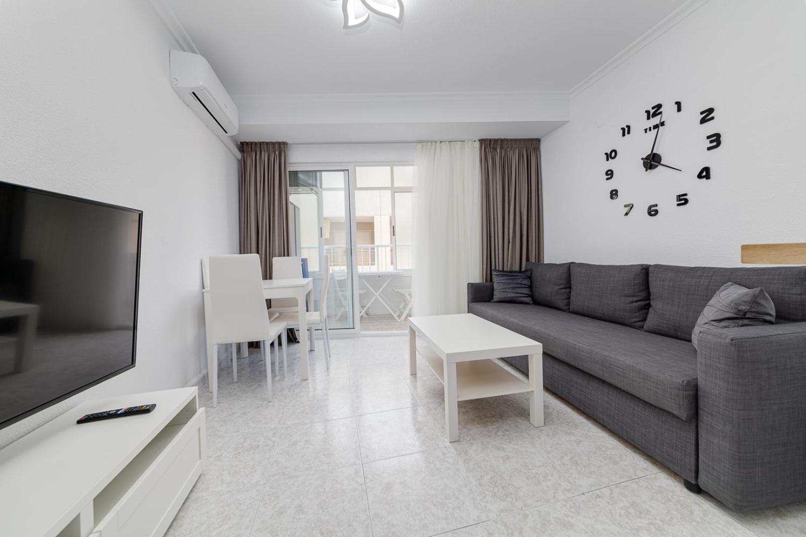 Calle Concordia 86, Two Bedroom Apartment, Up To 6 Guests, Near Del Cura Beach,Supermarket Mercadona And Central Bus Station 또레비에하 외부 사진